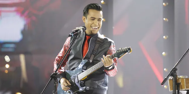 Fildan Raih Dua Piala Pengghargaan Indonesia Dangdut Awards 2019 Fildan Raih Dua Piala Pengghargaan Indonesia Dangdut Awards 2019