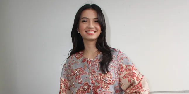 Film Adaptasi Novel 'SUPERNOVA' Rilis Foto Pertama