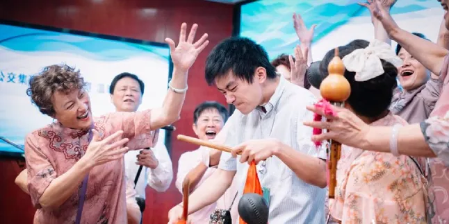 China's Tear-Jerking Film Like Big World 2024 About Extraordinary Life Struggles