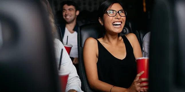 Film-Film Bertema Persahabatan Perempuan yang Asyik Ditonton Bersama Sahabat Film-Film Bertema Persahabatan Perempuan yang Asyik Ditonton Bersama Sahabat