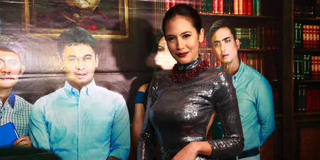 Film 'THE GUYS' Bikin Pevita Pearce Keluar Dari Zona Nyaman!