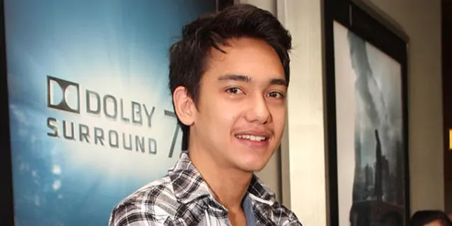 Filmografi Adipati Dolken, Dari Aktor Televisi Menuju Popularitas
