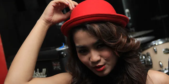 Fitri Carlina Sudah Nikah Siri?