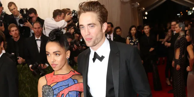 FKA Twigs & Robert Pattinson Rencanakan Punya Anak Sebelum Nikah?