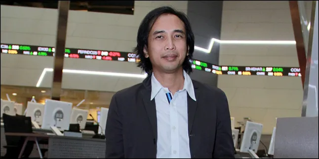 Flo Gugat Cerai, Piyu Padi Irit Bicara dan Pilih Naik Mobil