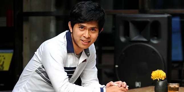 Fokus Album, Cakra Khan Tak Mau Pacaran