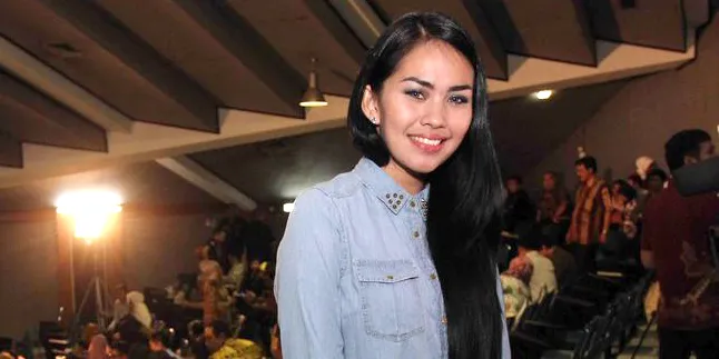 Fokus Kerja, Kartika Putri Tak Lanjutkan Kuliah Fokus Kerja, Kartika Putri Tak Lanjutkan Kuliah