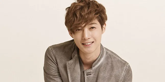Fokus Nyanyi, Kim Hyun Joong Tinggalkan 'City Conquest' Fokus Nyanyi, Kim Hyun Joong Tinggalkan 'City Conquest'