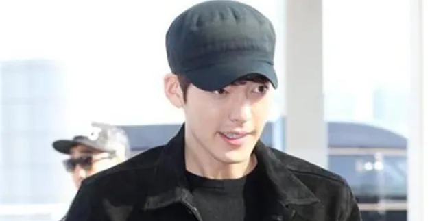 [FOTO] Akhirnya! Kim Woo Bin Tiba di Indonesia Dengan Selamat