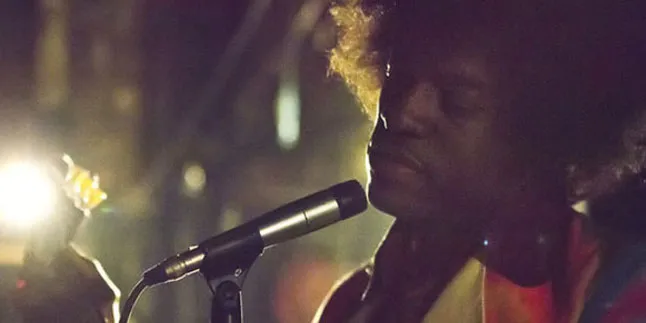 [Foto] Andre 3000 Hadir Sebagai Jimi Hendrix