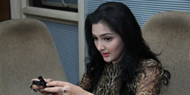 [Foto] Ashanty Ngambek Gara-Gara Anang Hermansyah...