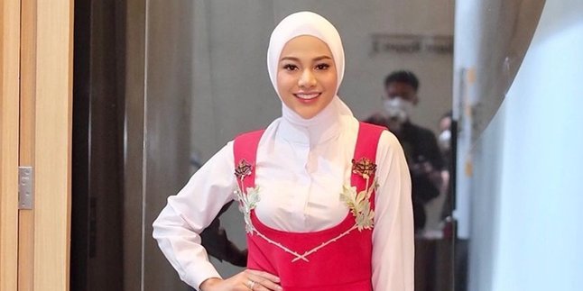 Aurel Hermansyah's Photo Shows Her Being Active Again After Self-Quarantine, Netizens Focus on Her Car Tires