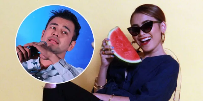 Foto Bareng, Raffi Ahmad dan Ayu Ting Ting Bergaya Ala Abang None