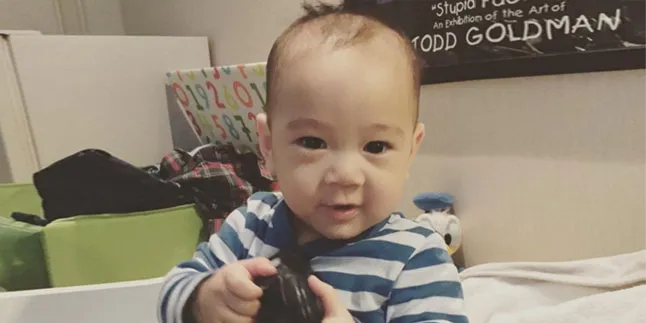[FOTO] Begini Wajah Rafathar Saat Tidur, Ganteng Bikin Gemas