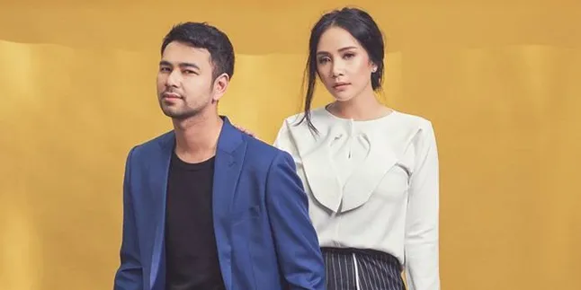FOTO Berpelukan, Mesranya Raffi Ahmad & Nagita Slavina Saat Liburan di Jepang FOTO Berpelukan, Mesranya Raffi Ahmad & Nagita Slavina Saat Liburan di Jepang