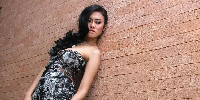Foto Bersama Ariel Beredar, Devi Liu Ditinggal Gebetan
