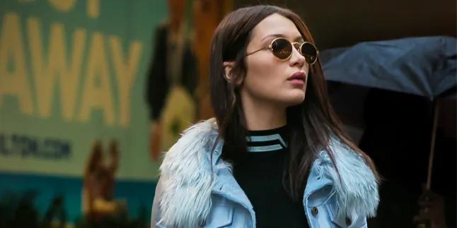 [FOTO] Bikin Pangling! Bella Hadid Nyaris Tak Bisa Dikenali