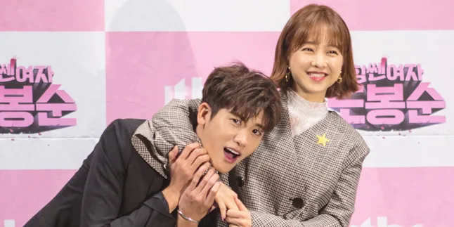[FOTO] BTS 'Do Bong Soon', Park Bo Young & Hyungsik Tetap Mesra