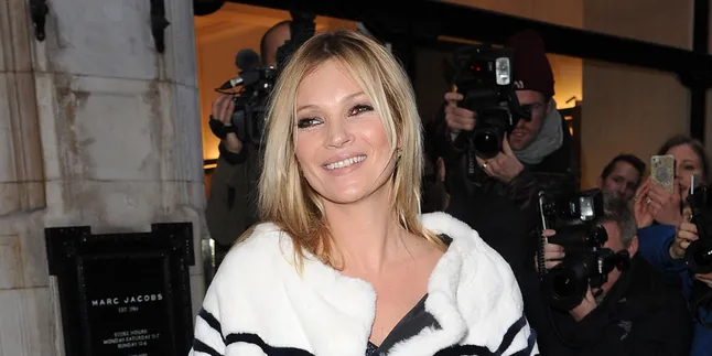 Foto Bugil Bocor, Kate Moss Hebohkan Internet!