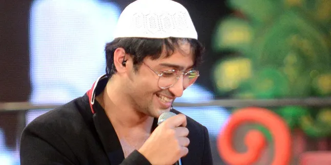 [Foto] Bukti Shaheer Sheikh Tak Pernah Lupa Salat Lima Waktu