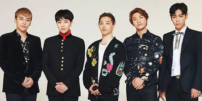 FOTO: Cantik & Elegan, Ibu Para Member Big Bang Reuninan di Pernikahan Taeyang FOTO: Cantik & Elegan, Ibu Para Member Big Bang Reuninan di Pernikahan Taeyang