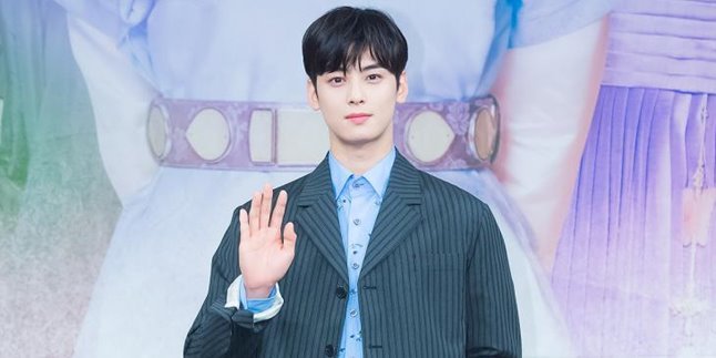 Photo of Cha Eun Woo during Elementary School Revealed, Already Handsome Since Childhood