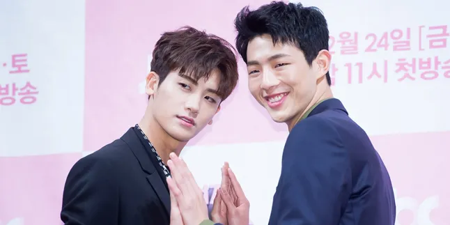 [FOTO] Cute! Park Hyung Sik - Ji Soo Lanjutkan Bromance di Bali