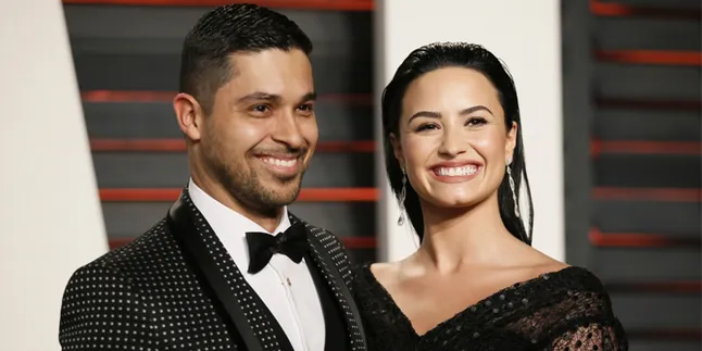 [FOTO] Demi Lovato & Wilmer Valderrama Tertangkap Kencan, Balikan?