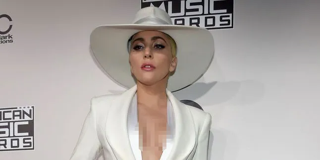 FOTO: Detail Pesta Ultah Lady Gaga ke-30, Dihadiri Artis-Artis