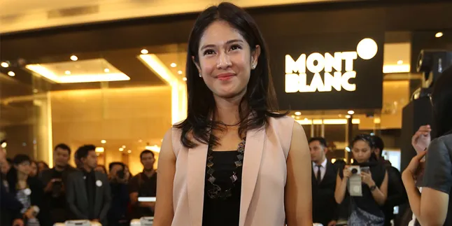 FOTO: Dian Sastrowardoyo Saat Berusia 13 Tahun, Masih Cantik?