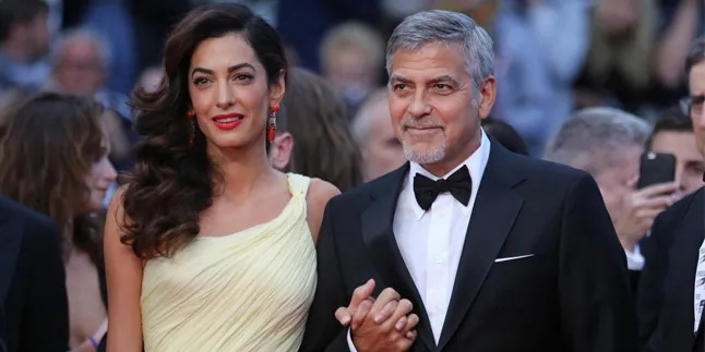 [FOTO] Dinner Romantis, Amal & George Clooney Semesra Pengantin Baru