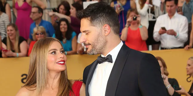 [FOTO] Elegan! Ini Undangan Nikah Sofia Vergara & Joe Manganiello