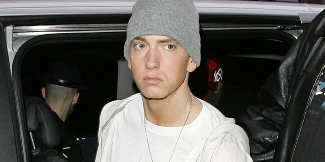 [FOTO] Eminem Jual Mansion Mewahnya Hanya Setengah Harga!