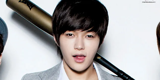 Foto Esai L Infinite Laku Keras di Jepang