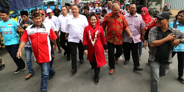 Foto-Foto Puti Guntur Soekarno Keliling Jatim, Disambut Hangat!