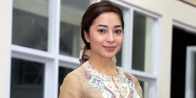 Foto: 'FROM LONDON TO BALI', Nikita Willy Digendong Ricky Harun