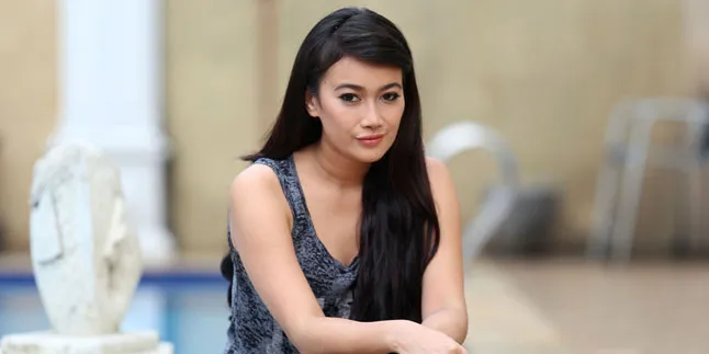 [FOTO] Hadiah Ultah, Ratu Felisha Dikado Mobil Mewah Oleh Suami