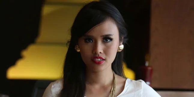 [FOTO] Hadiri Kitty Party, Nita Sofiani Tampil Cantik & Girly