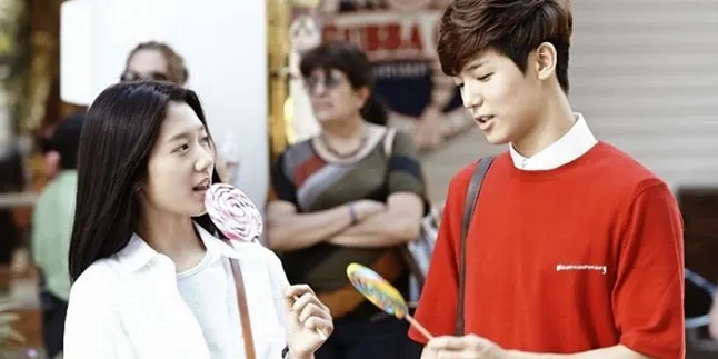 [FOTO] Imut, Park Shin Hye dan Minhyuk CN Blue Foto Couple