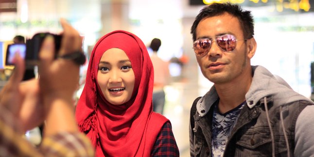 [Foto] Ini Suasana Kedatangan Fatin - Judika di Bandara Singapura