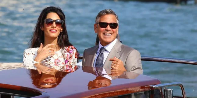 [Foto] Inilah Penampakan Gaun Pengantin Istri George Clooney