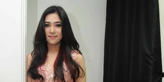 FOTO: Isyana Sarasvati Jalani Proses Operasi Lasik?