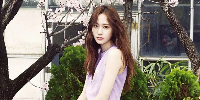 Foto Jutek 'Ice Princess' Krystal f(x) Tetap Cantik Maksimal Foto Jutek 'Ice Princess' Krystal f(x) Tetap Cantik Maksimal