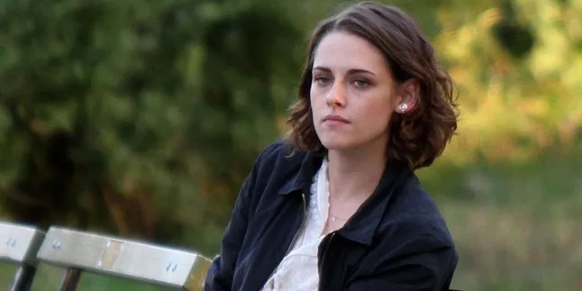 FOTO: Ke Hotel Bareng, Kristen Stewart dan Mantan J-Law Pacaran? FOTO: Ke Hotel Bareng, Kristen Stewart dan Mantan J-Law Pacaran?