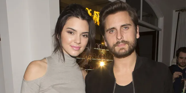 [FOTO] Kendall Jenner Tertangkap Hangout Bareng Scott Disick