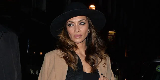 [FOTO] Ketahuan Beli Cincin, Nicole Scherzinger & Pacar Tunangan?