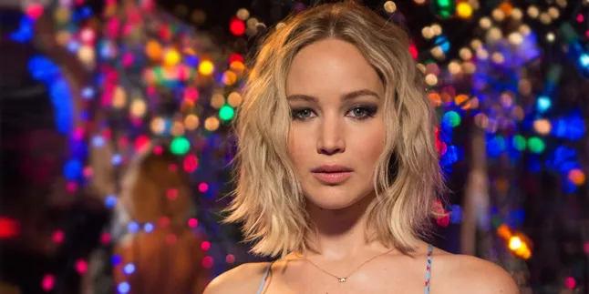 [FOTO] Ketika Jennifer Lawrence Dandan Sederhana & Tanpa Makeup