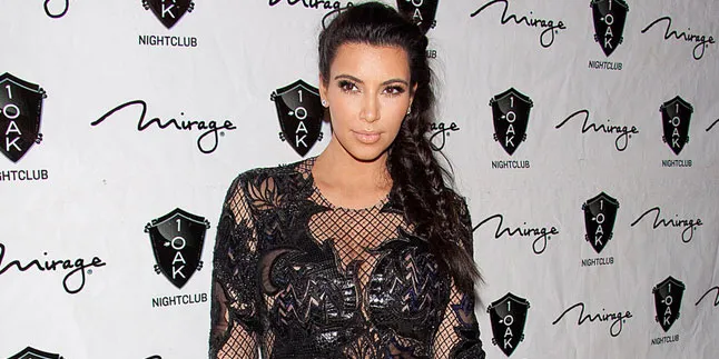 Foto Langsing Kim Kardashian Diduga Hasil Photoshop
