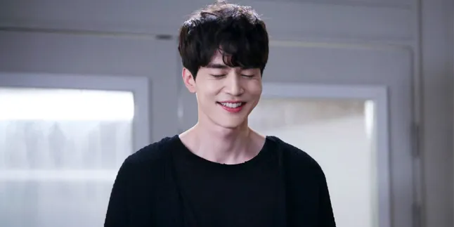 [FOTO] Lee Dong Wook di Pemotretan Terbaru, Ganteng Bikin Meleleh
