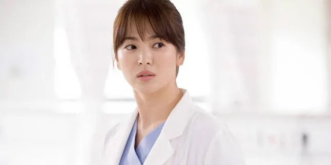 FOTO: Liburan ke San Francisco, Song Hye Kyo Tampil Cantik